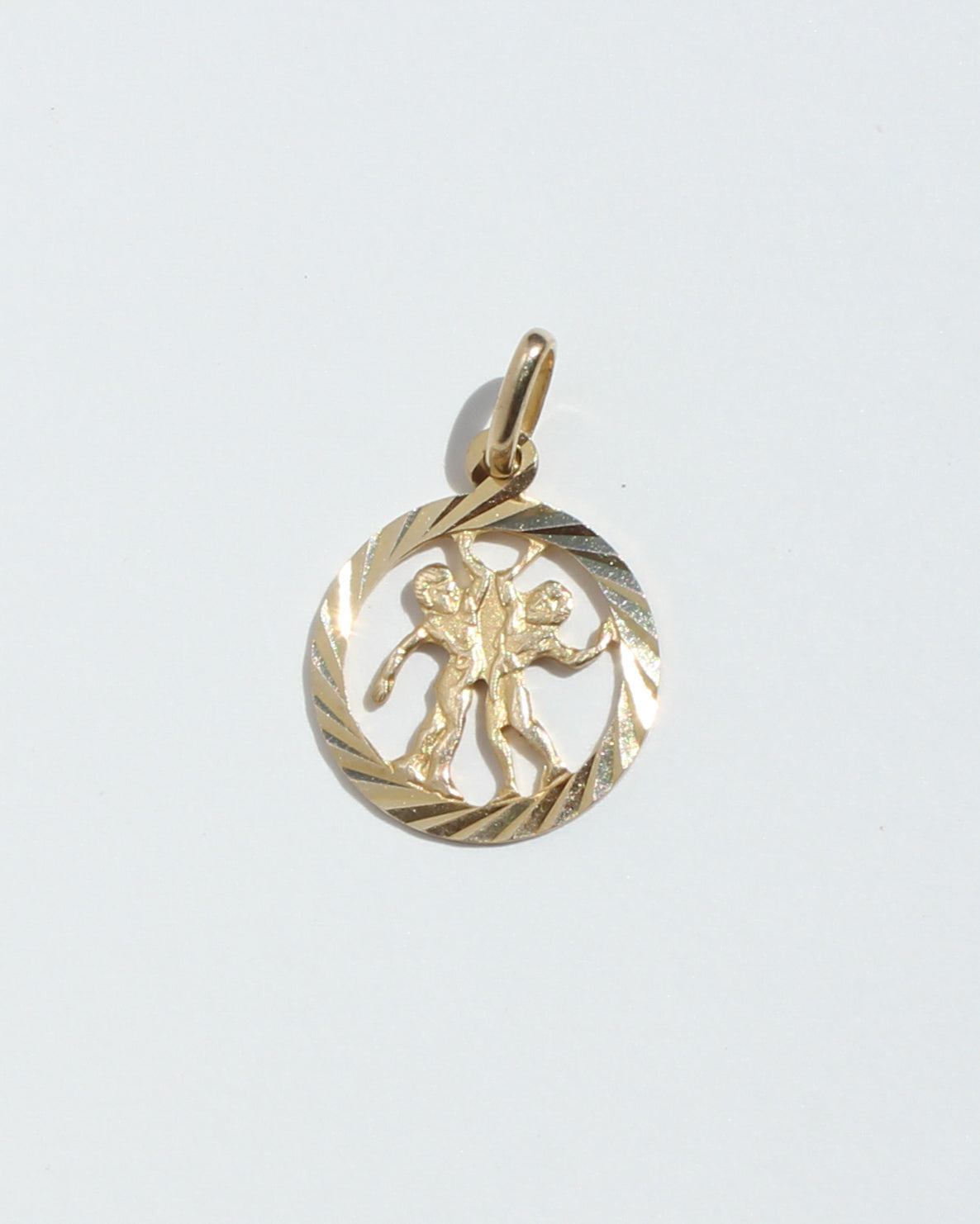 Gemini vtg 14kt gold charm