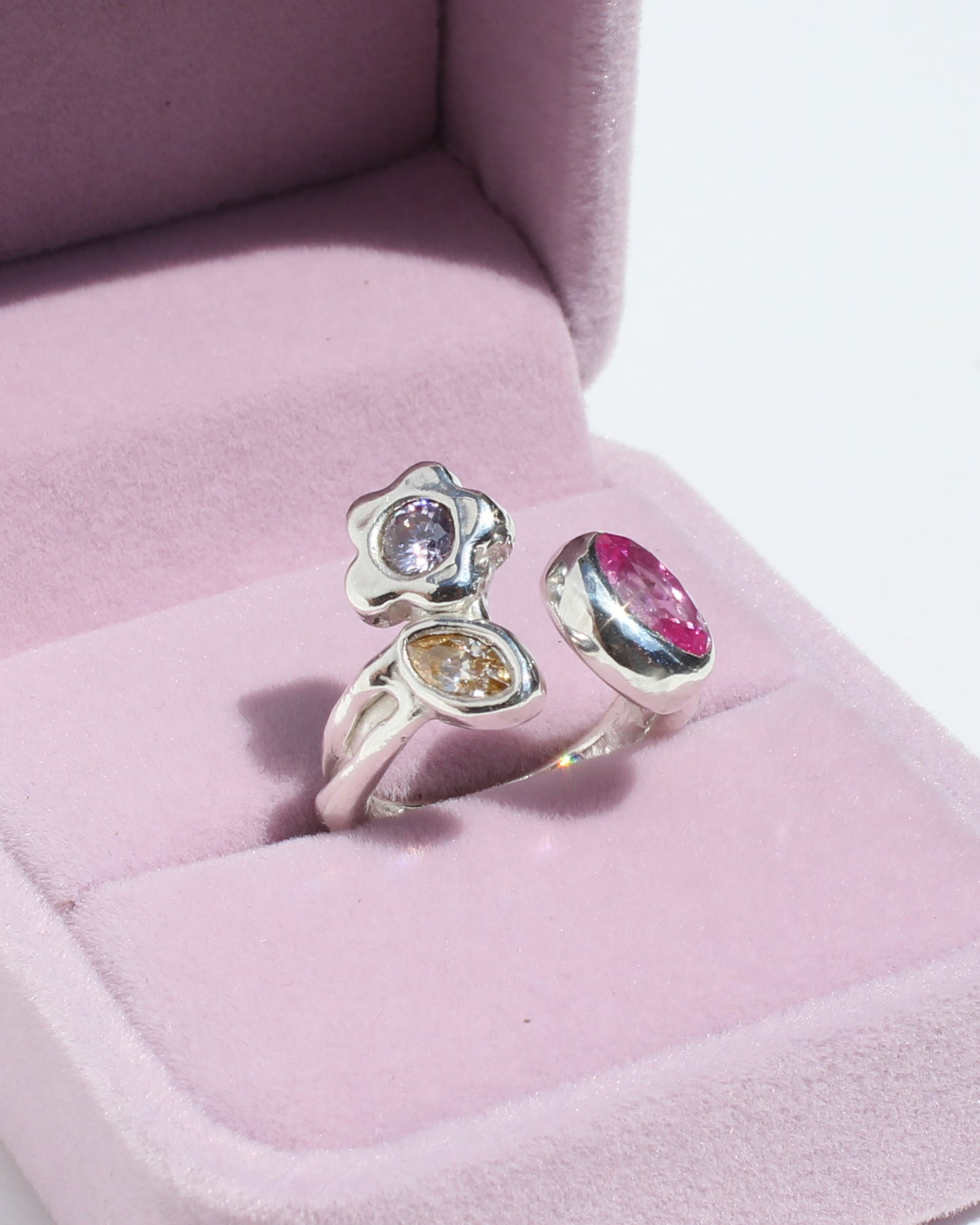 April split band ring