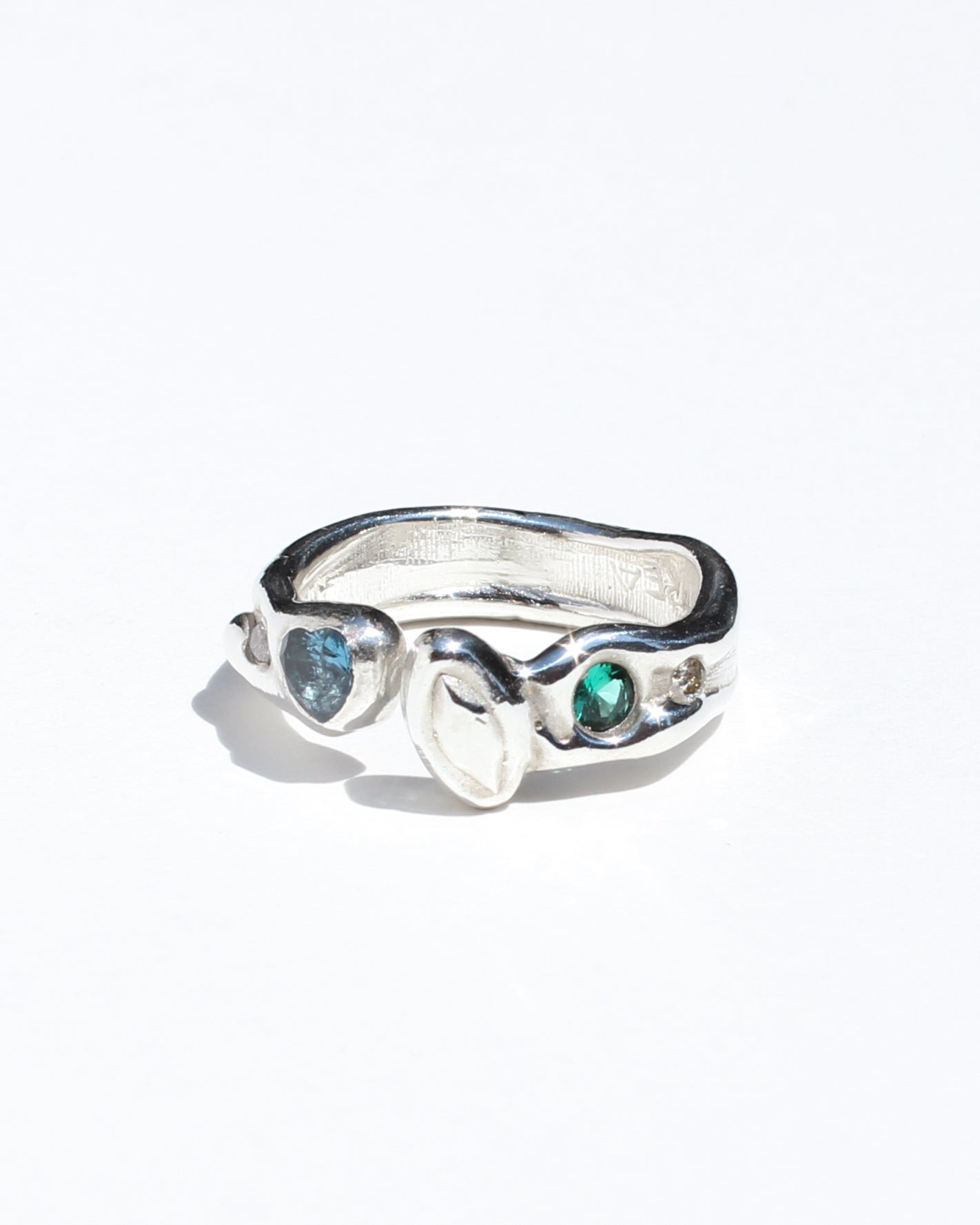 L'Avventura split band ring