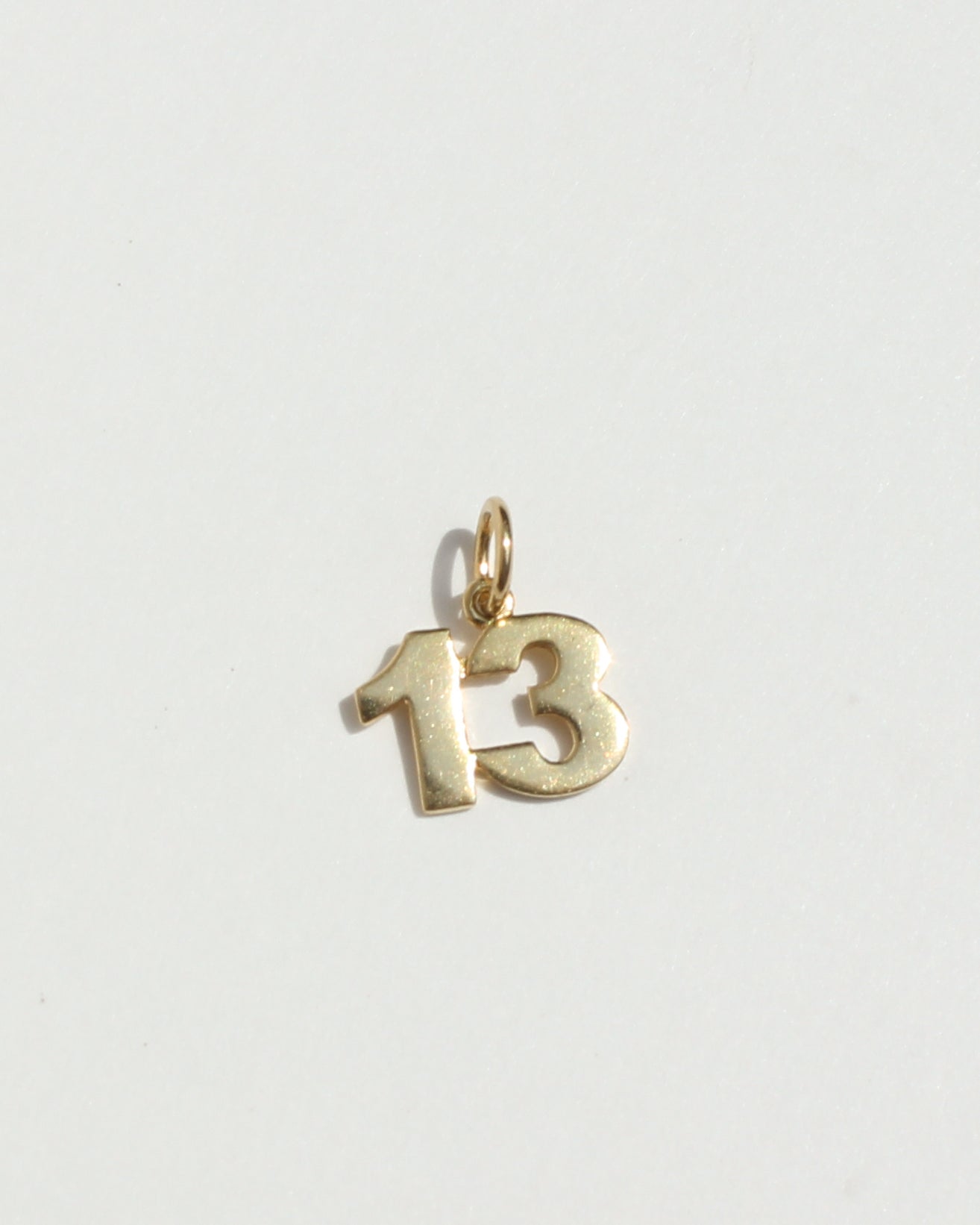 lucky 13 vtg 14kt gold charm
