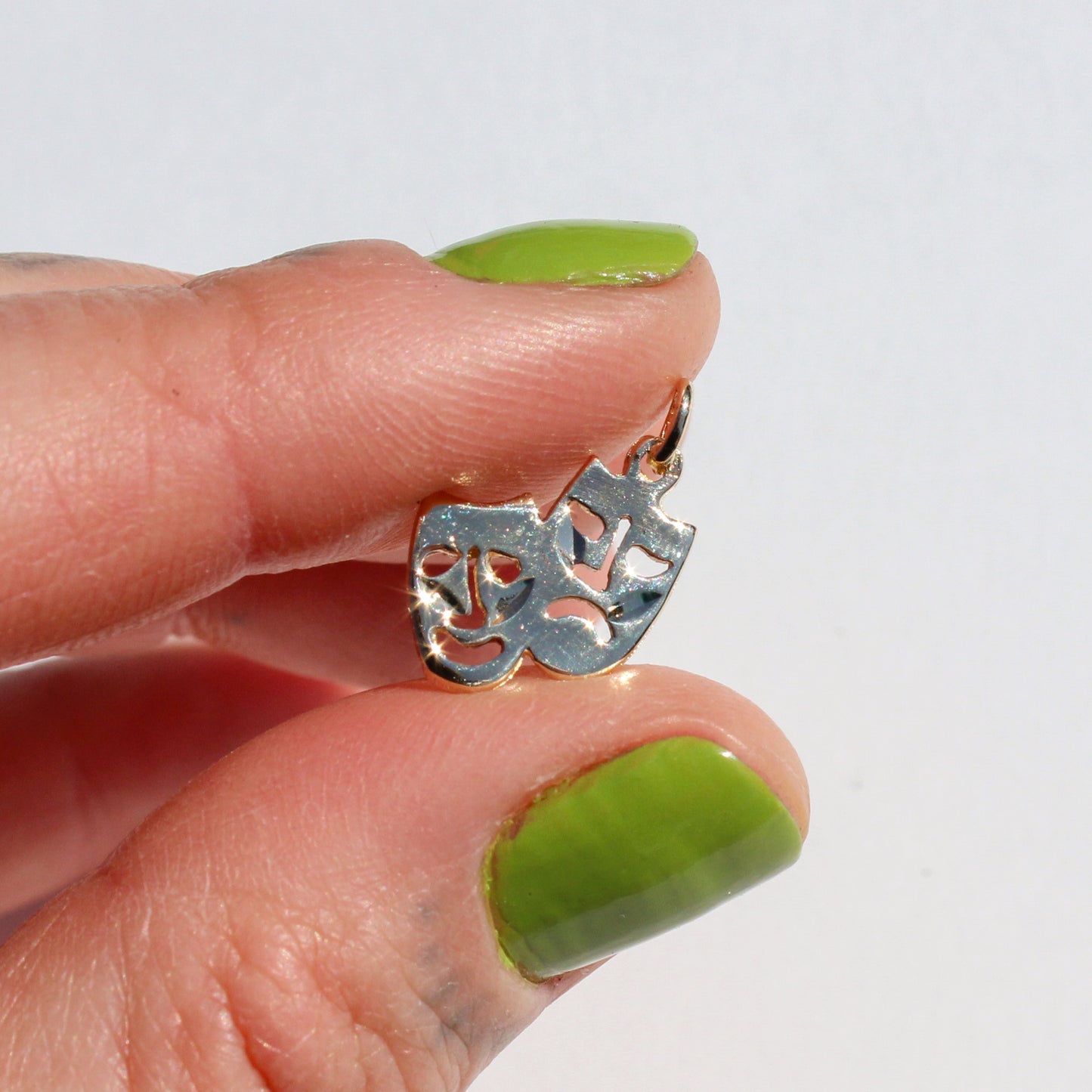 drama masks VTG 14kt gold charm