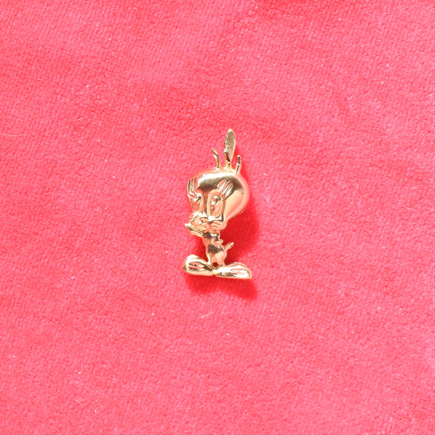 Tweety vtg 14kt gold charm