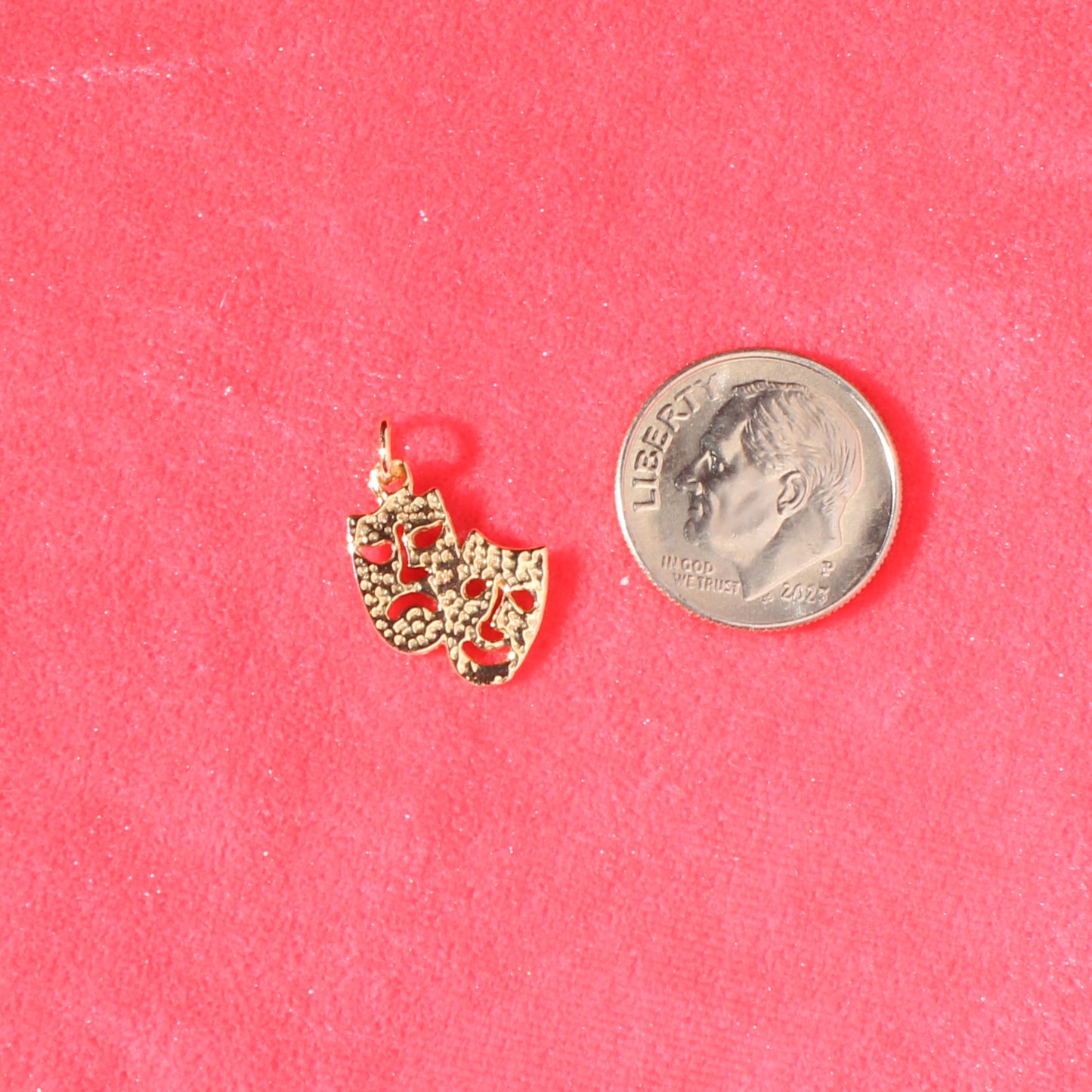 drama masks VTG 14kt gold charm