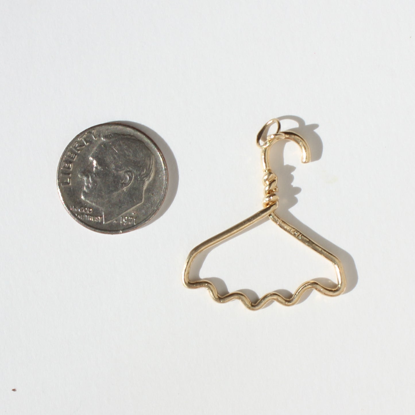 Hanger vtg 14kt gold charm holder