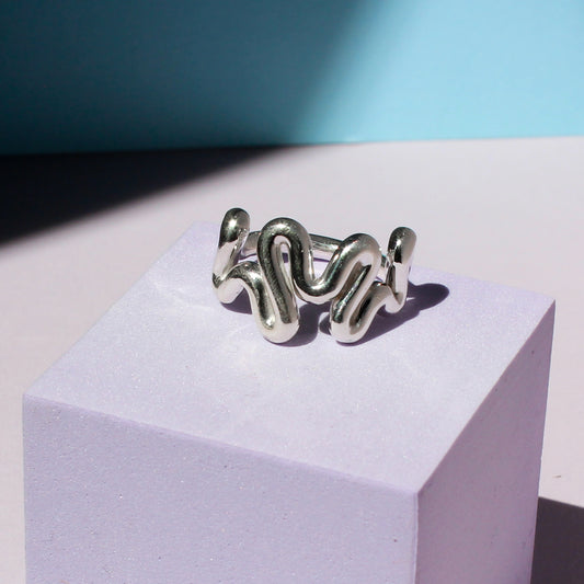 Wavy Ring 9