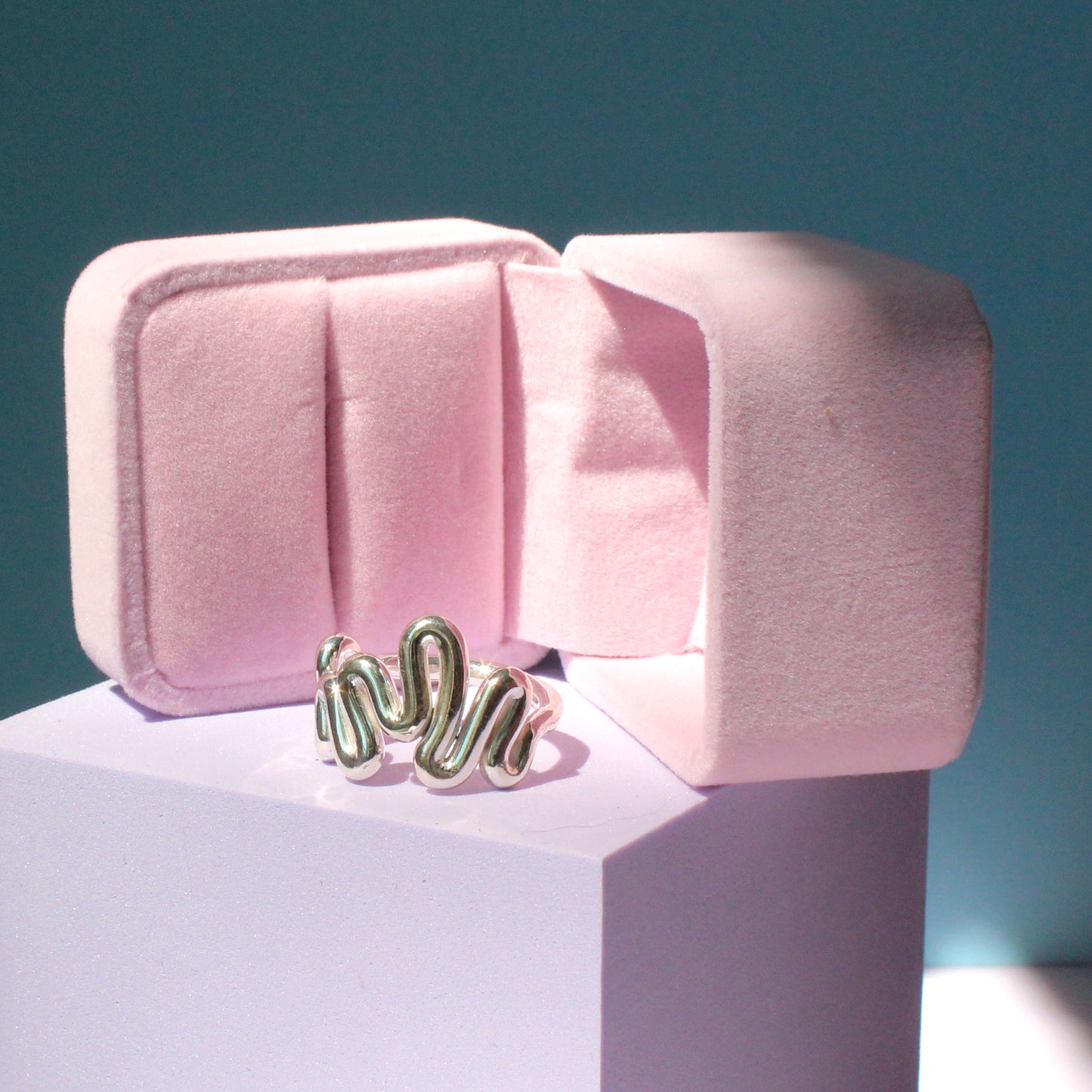 Wavy Ring 11