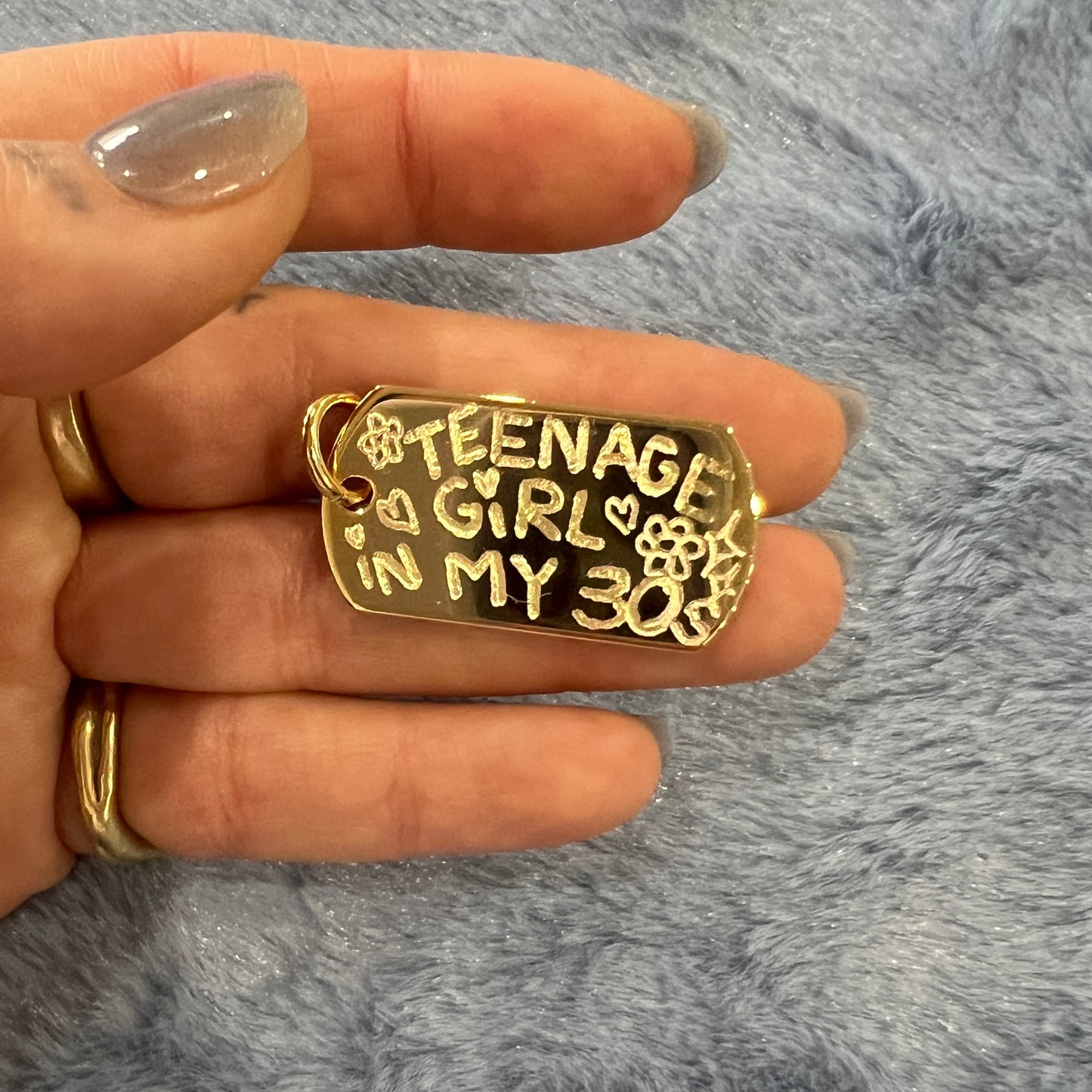 TEENAGE GIRL IN MY 30S ¹ ᵒᶠ ¹ dog tag