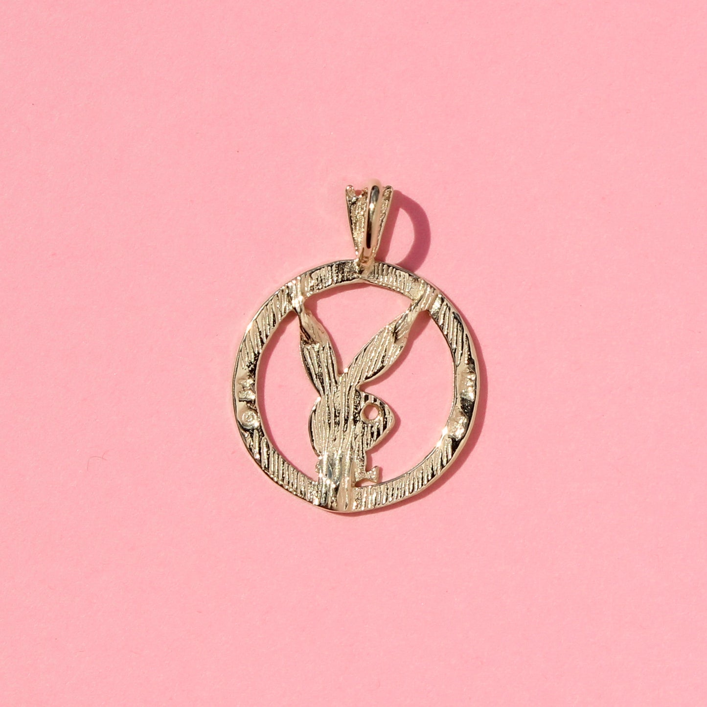 Playboy bunny VTG 14kt gold pendant