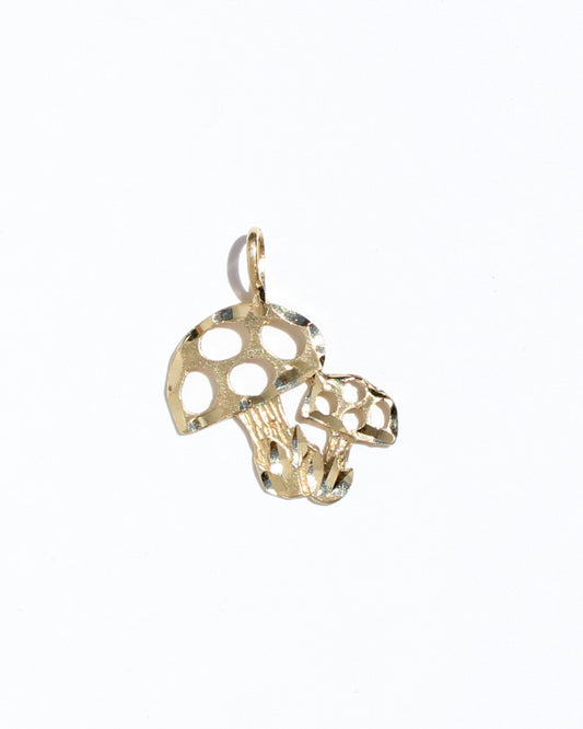 mushroom preloved 14kt charm