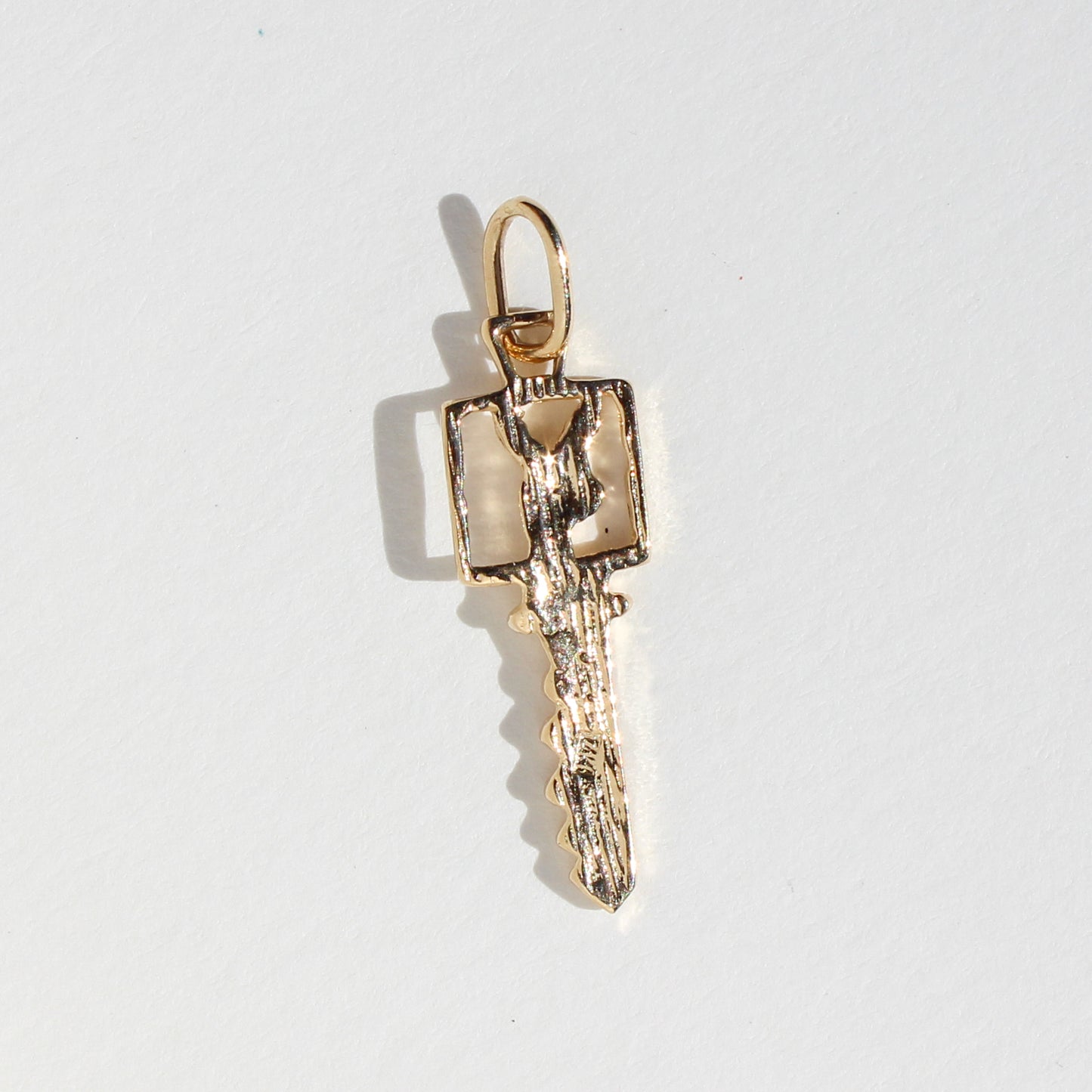Playboy key VTG 14K gold pendant
